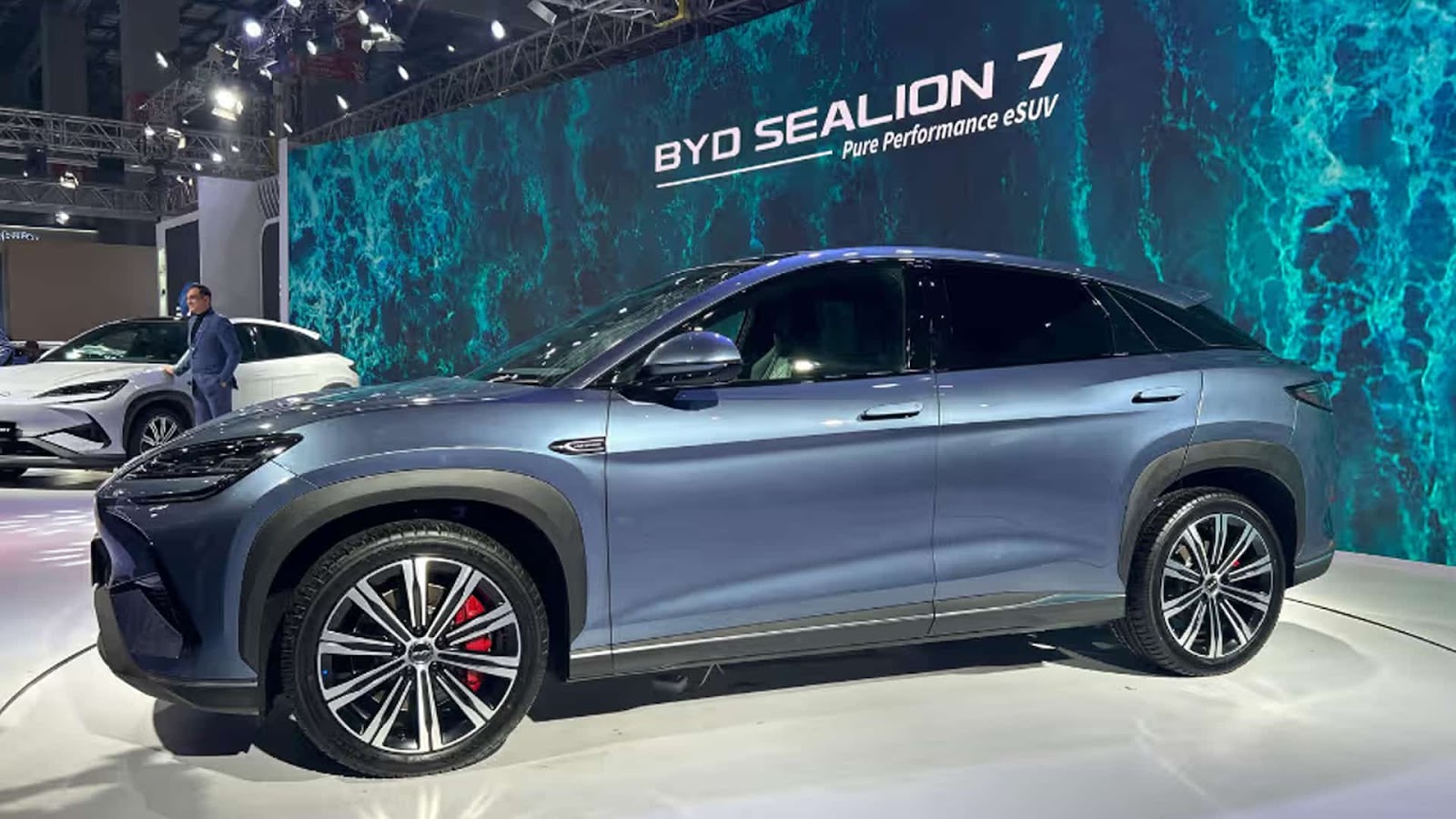 BYD SUV